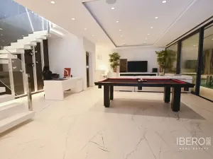 Prodej rodinného domu, Calp, Španělsko, 426 m2