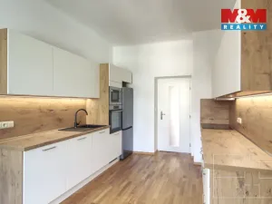 Pronájem bytu 3+1, Praha - Vinohrady, Vinohradská, 119 m2