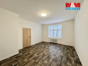 Pronájem bytu 2+kk, Krnov - Pod Bezručovým vrchem, Petrovická, 57 m2