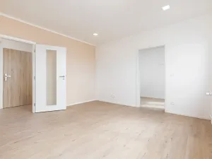 Prodej bytu 2+1, Opava, Černá, 43 m2