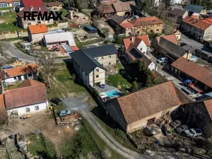 Prodej rodinného domu, Černuc, 330 m2