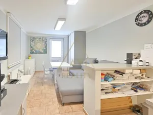 Prodej rodinného domu, Hřebeč, nám. Draha, 150 m2