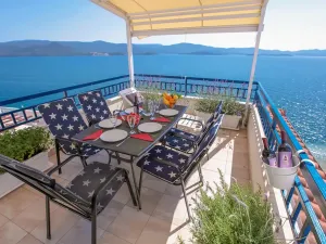 Prodej bytu 4+kk, Komarna, Chorvatsko, 111 m2