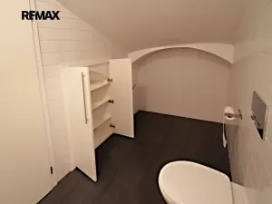 Pronájem bytu 1+1, Kolín, Karlovo náměstí, 44 m2