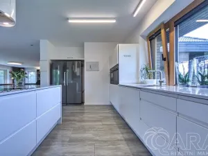 Prodej rodinného domu, Babice, Lomená, 293 m2