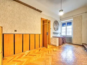 Prodej bytu 4+1, Praha - Malá Strana, Malostranské náměstí, 91 m2