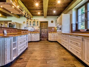 Prodej rodinného domu, Vrchlabí, 429 m2