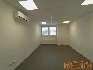 Pronájem kanceláře, Uherský Brod, Vazová, 20 m2