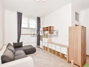 Prodej atypického bytu, Praha - Vršovice, Žitomírská, 47 m2