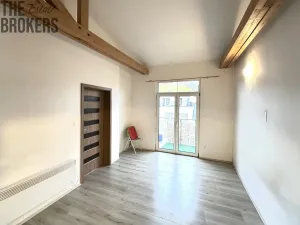 Pronájem bytu 2+kk, Praha - Košíře, Plzeňská, 36 m2