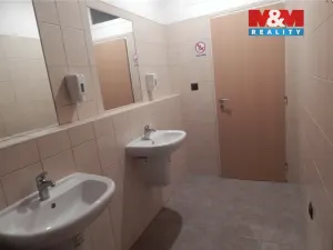 Pronájem kanceláře, Zlín - Malenovice, třída 3. května, 16 m2