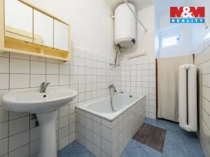 Prodej bytu 1+kk, Kolín, Sluneční, 29 m2