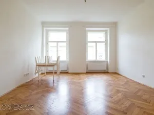Pronájem bytu 3+1, Praha - Nové Město, Na hrádku, 105 m2