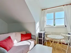 Pronájem bytu 1+kk, Praha - Braník, Branická, 33 m2