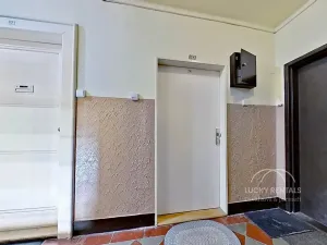 Pronájem bytu 1+kk, Praha - Braník, Branická, 33 m2