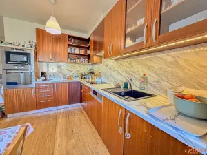 Pronájem bytu 2+kk, Praha - Modřany, K Vystrkovu, 68 m2