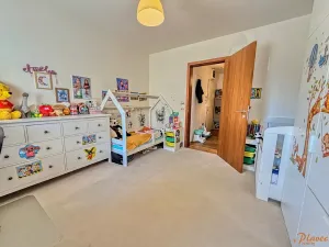 Pronájem bytu 2+kk, Praha - Modřany, K Vystrkovu, 68 m2