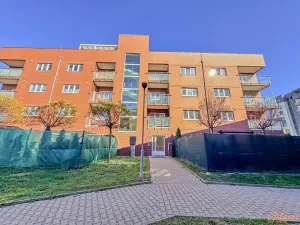 Pronájem bytu 2+kk, Praha - Modřany, K Vystrkovu, 68 m2