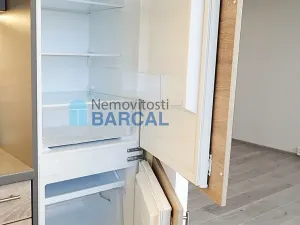 Pronájem bytu 1+kk, Praha - Kobylisy, Trousilova, 33 m2