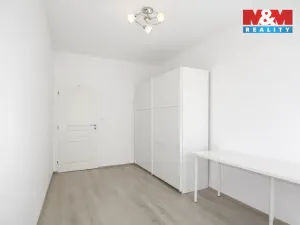 Pronájem bytu 3+kk, Praha - Vysočany, Podnádražní, 72 m2