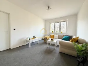 Prodej bytu 2+1, Ostrava, Adamusova, 53 m2