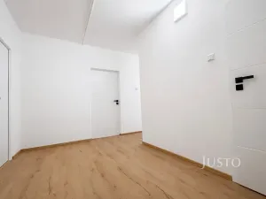 Pronájem bytu 2+1, Ústí nad Labem, Ladova, 62 m2