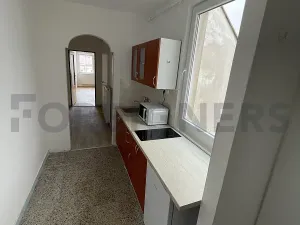 Pronájem bytu 1+1, Hradec Králové, Velké náměstí, 35 m2