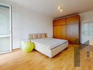 Pronájem bytu 3+1, Praha - Kamýk, Rabyňská, 78 m2