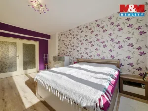 Prodej bytu 3+1, Cheb, Valdštejnova, 86 m2