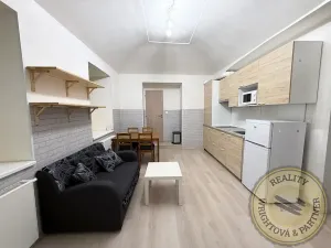 Prodej bytu 2+kk, Praha - Libeň, Zenklova, 39 m2