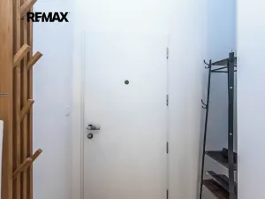 Pronájem bytu 2+kk, Praha - Nusle, Vrtbova, 42 m2