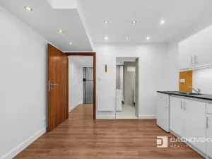 Prodej kanceláře, Pardubice, Josefa Ressla, 22 m2