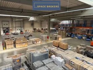 Pronájem skladu, Brno, 2021 m2