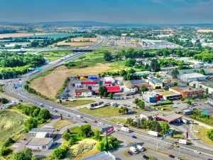 Prodej výrobních prostor, Brno, Hněvkovského, 5000 m2