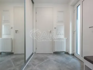 Pronájem bytu 1+kk, Praha - Chodov, Švabinského, 25 m2