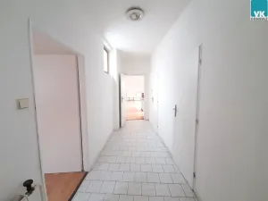 Pronájem bytu 2+kk, Litomyšl, Smetanovo náměstí, 71 m2