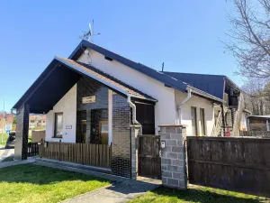 Pronájem komerční nemovitosti, Polná, 461 m2