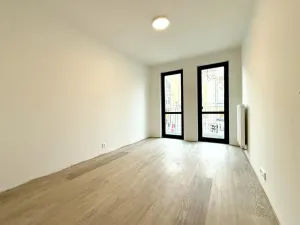 Pronájem bytu 2+kk, Praha - Libeň, Zenklova, 50 m2