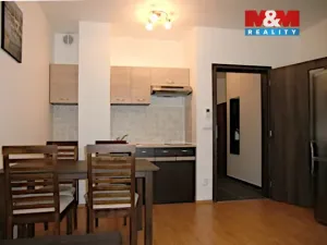 Pronájem bytu 1+kk, Praha - Letňany, Frýdecká, 27 m2