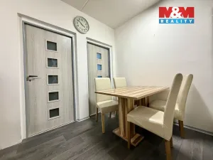 Prodej bytu 2+1, Chomutov, Pod Břízami, 52 m2