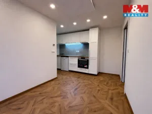 Pronájem bytu 2+kk, Trutnov - Horní Předměstí, Žižkova, 35 m2