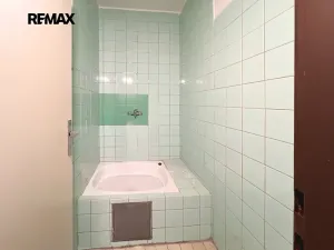 Prodej ubytování, Kraslice, Palackého, 1800 m2