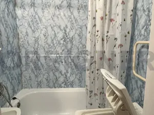 Pronájem bytu 2+1, Pardubice, Benešovo náměstí, 20 m2