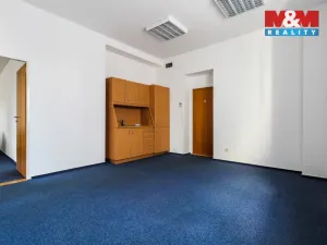 Pronájem kanceláře, Jeseník, nám. Svobody, 63 m2