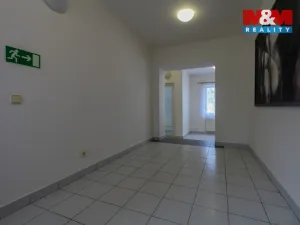 Pronájem kanceláře, Jeseník, nám. Svobody, 27 m2