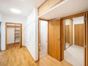 Pronájem bytu 3+kk, Praha - Horní Měcholupy, Milánská, 93 m2