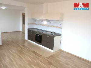 Pronájem bytu 1+kk, Beroun - Beroun-Centrum, Palackého, 38 m2