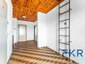 Prodej rodinného domu, Mlečice, 234 m2