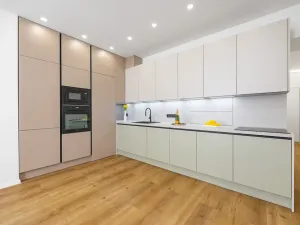 Prodej bytu 3+kk, Praha - Holešovice, Řezáčovo náměstí, 95 m2