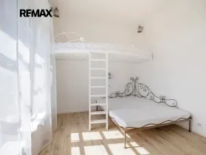 Prodej bytu 4+kk, Vráž, Nad Loděnicí, 104 m2